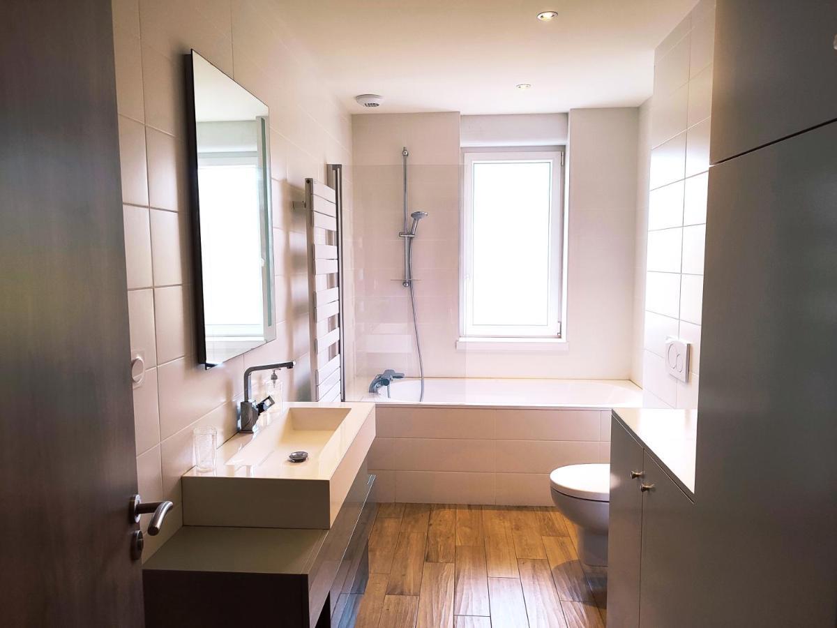 Le 6, Appartement 5 Etoiles A Moins De 100M Du Bord Du Lac De Gérardmer Exteriör bild
